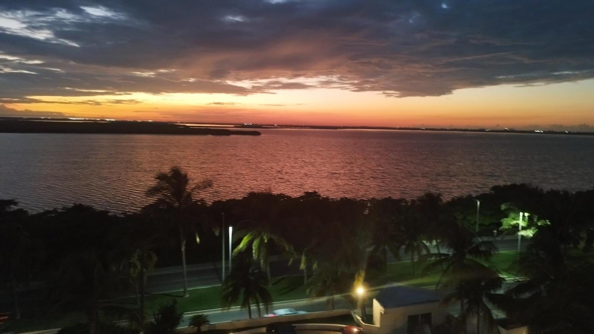“Magic Sunrise At Cancun” エクステリア 写真